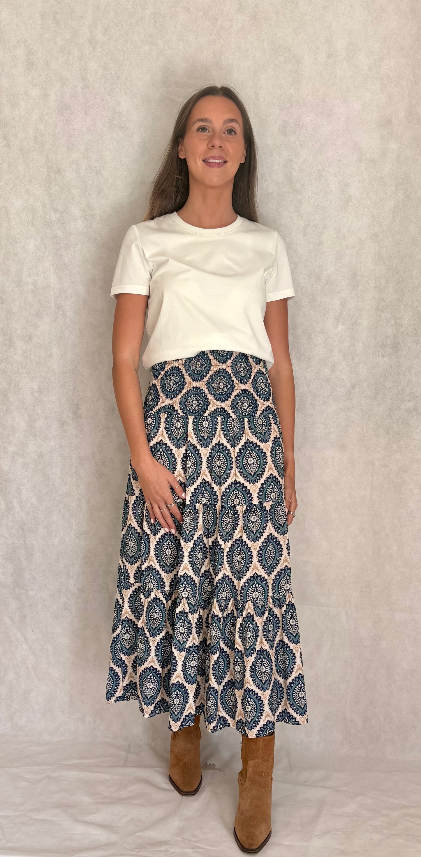 Lapis Skirt