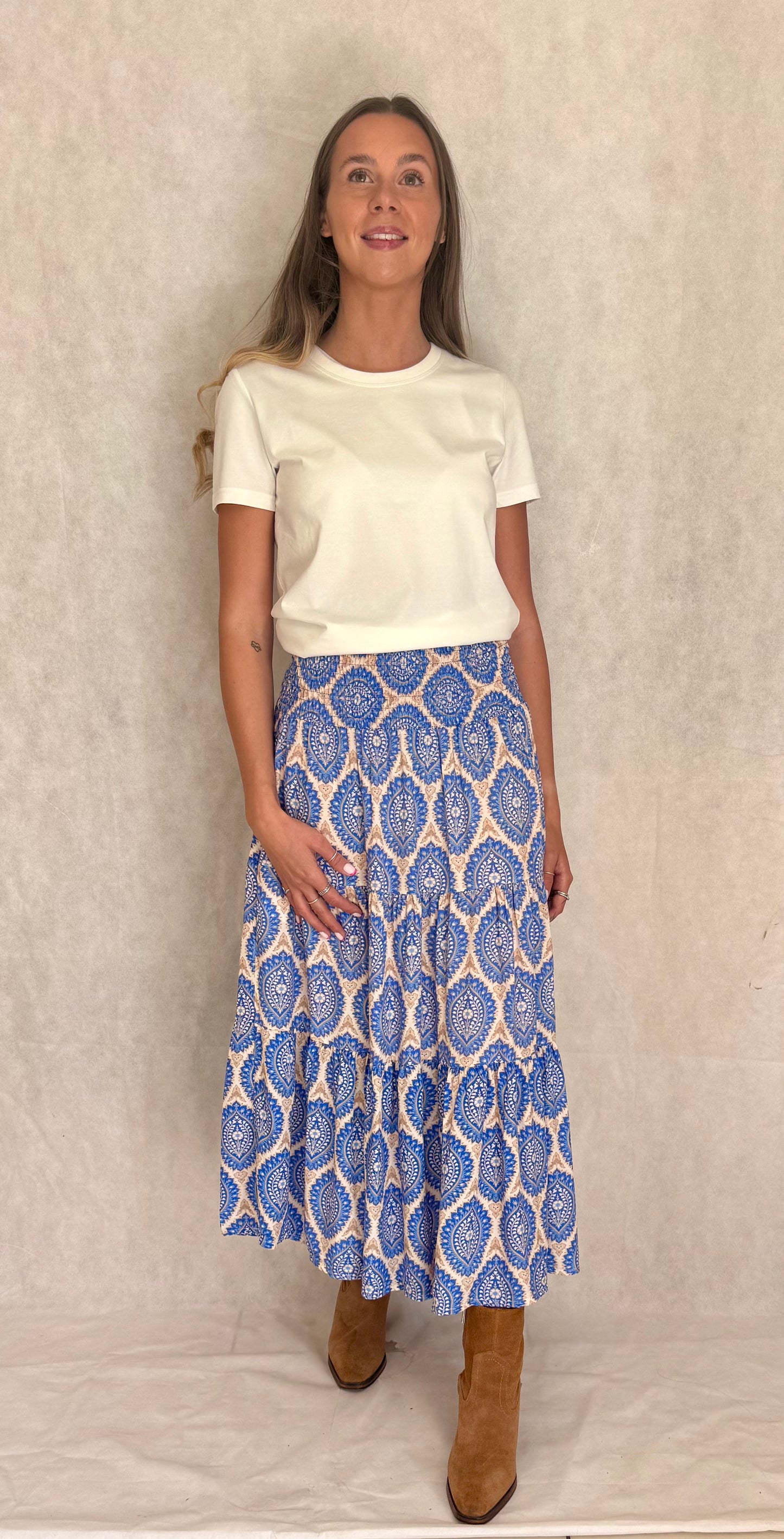 Lapis Skirt