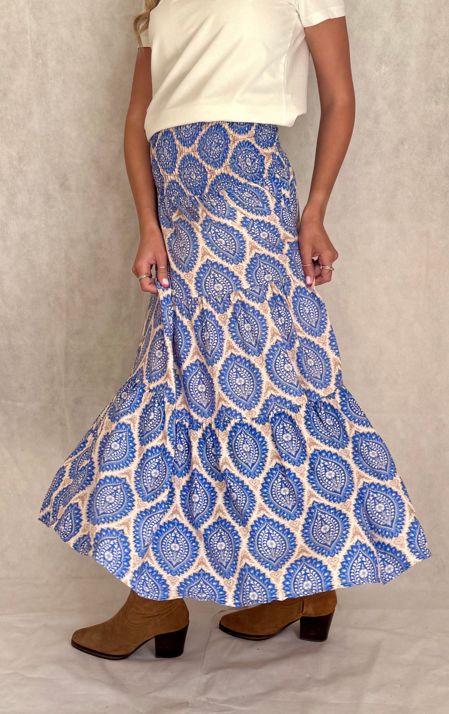 Lapis Skirt