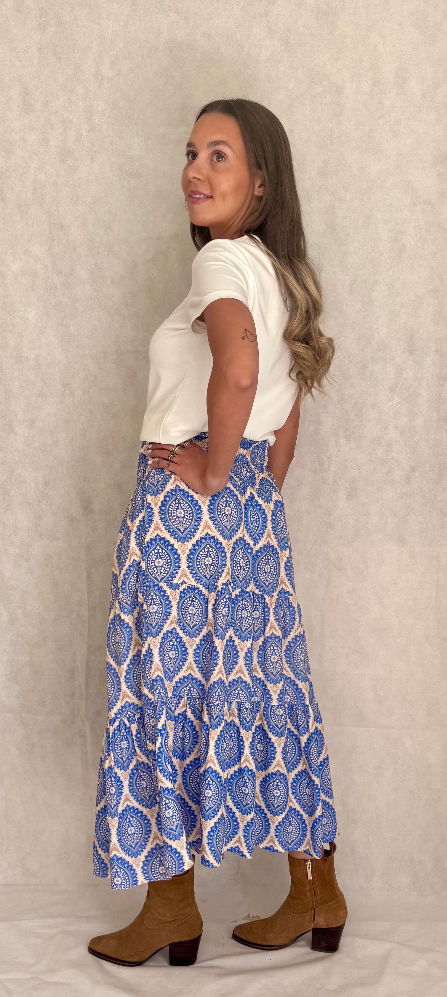 Lapis Skirt