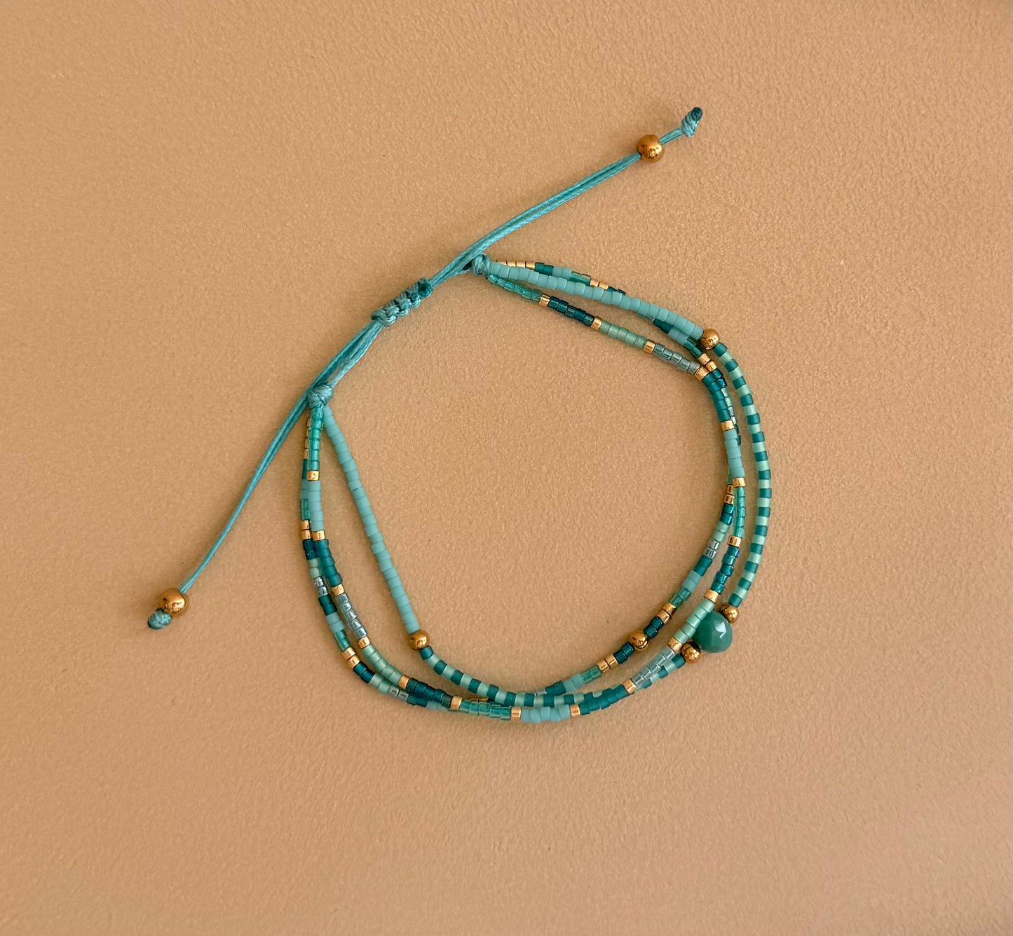 Turquoise mix adjustable beaded bracelet