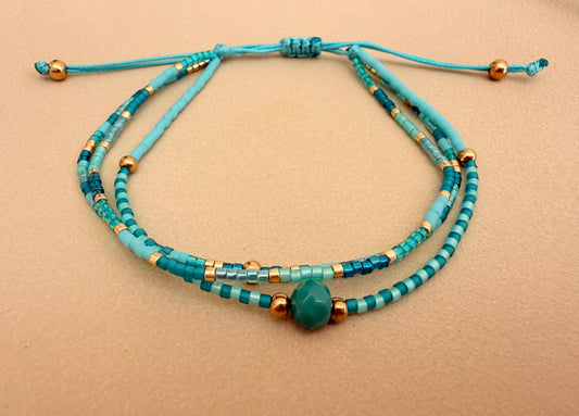 Turquoise mix adjustable beaded bracelet