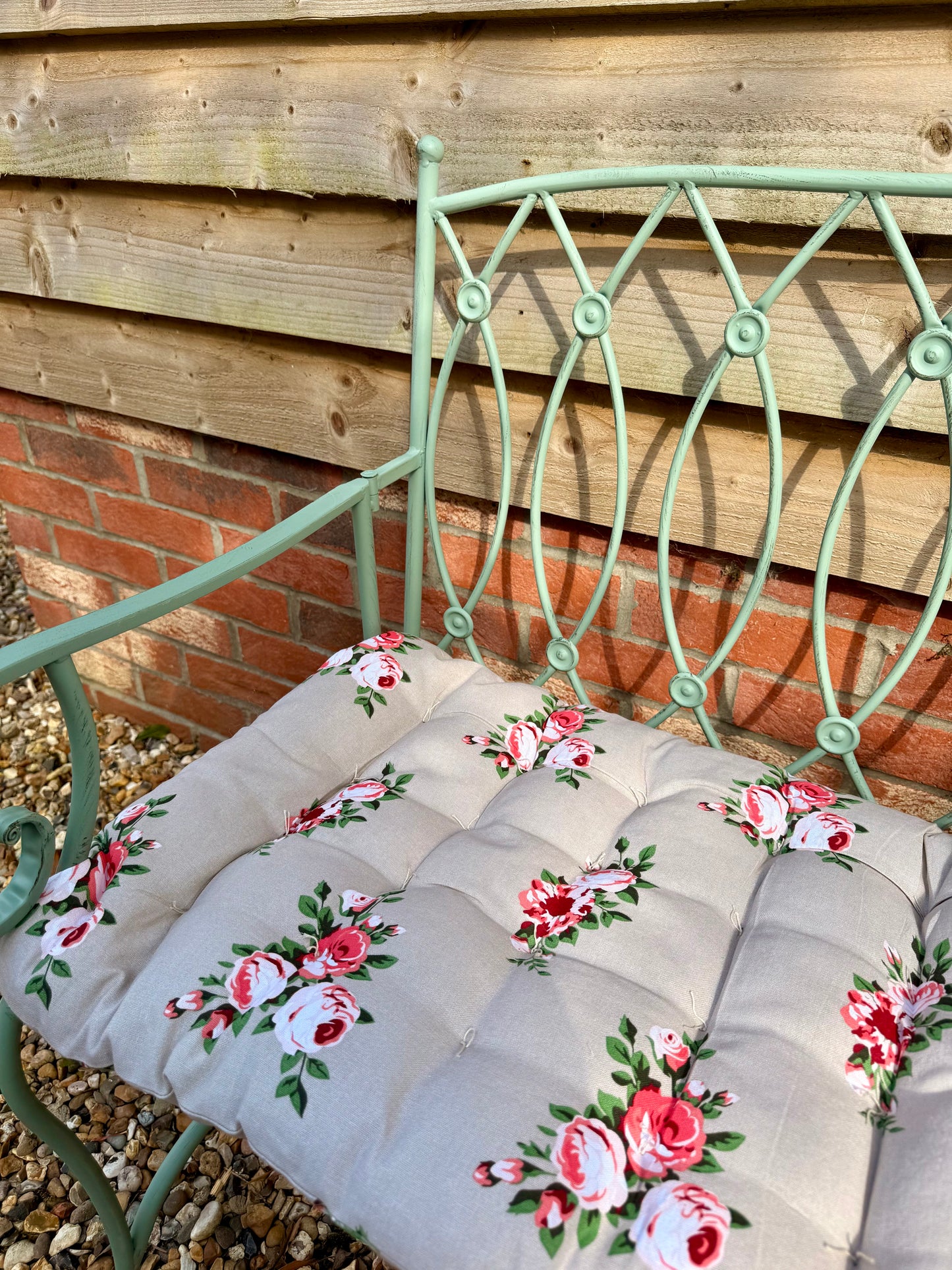 BENCH SEATPAD (STONE FLORAL)